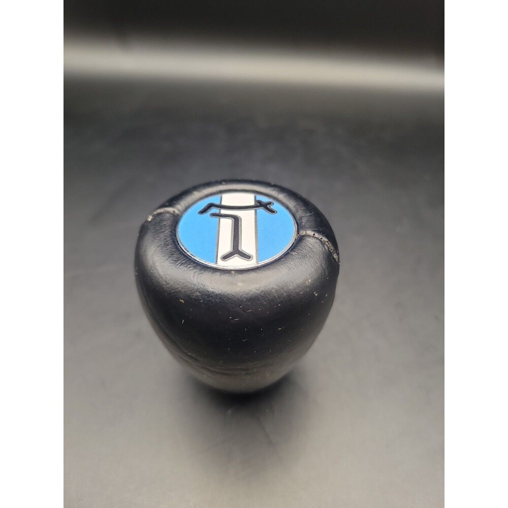 Vintage DETOMASO PANTERA SHIFT KNOB AND EMBLEM Leather